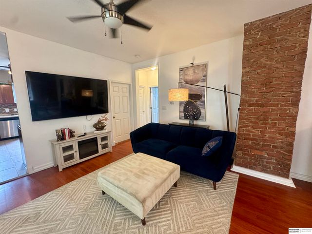 122-124 N 30th Street, Omaha, NE 68131