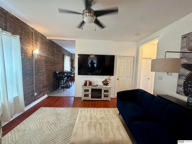 122-124 N 30th Street, Omaha, NE 68131