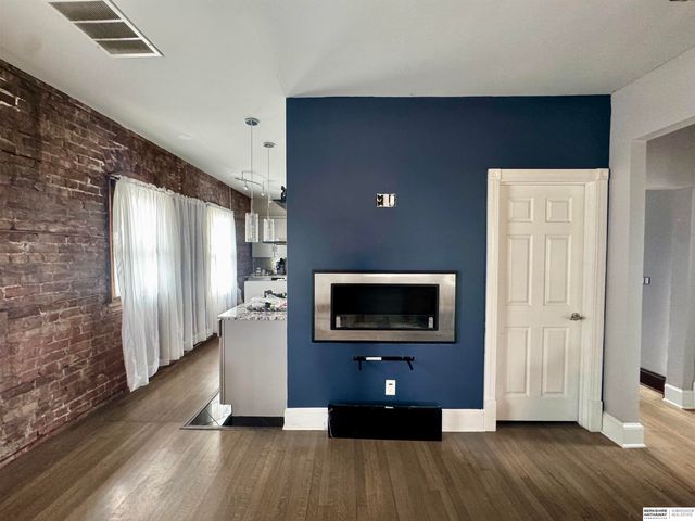 122-124 N 30th Street, Omaha, NE 68131