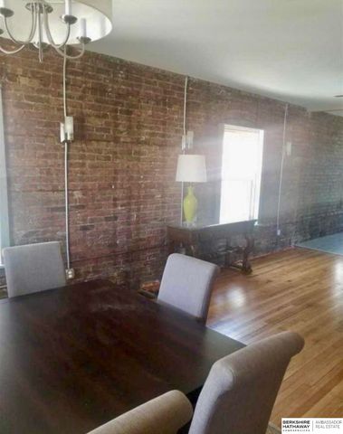 122-124 N 30th Street, Omaha, NE 68131