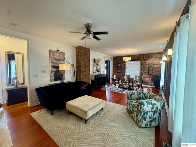 122-124 N 30th Street, Omaha, NE 68131