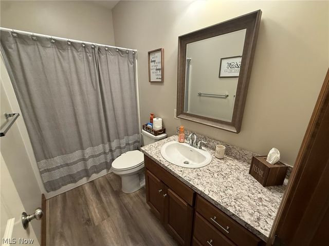1163 Pine Bluff Drive NE, New Philadelphia, OH 44663