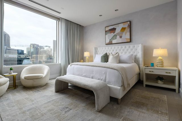 2408 Victory Park Lane 1039, Dallas, TX 75219