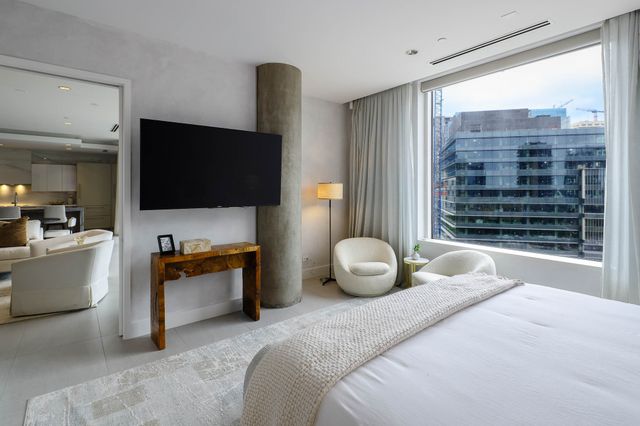 2408 Victory Park Lane 1039, Dallas, TX 75219