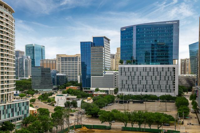 2408 Victory Park Lane 1039, Dallas, TX 75219