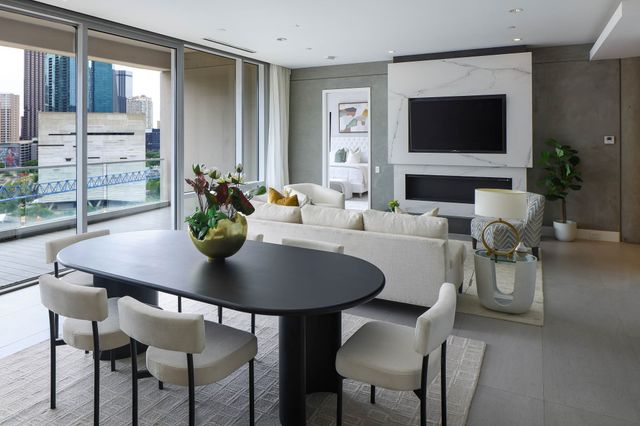 2408 Victory Park Lane 1039, Dallas, TX 75219