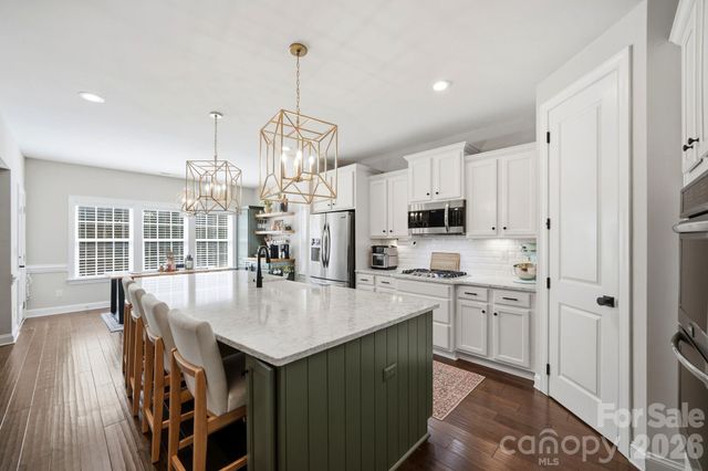 612 Highland Ridge Point, Clover, SC 29710