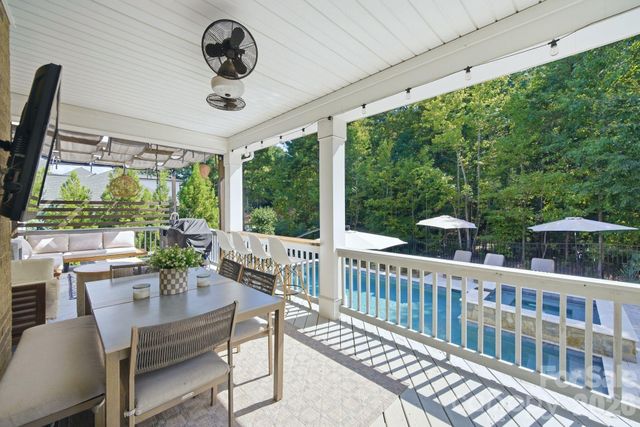 612 Highland Ridge Point, Clover, SC 29710