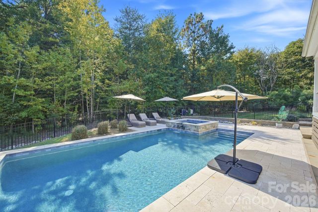 612 Highland Ridge Point, Clover, SC 29710