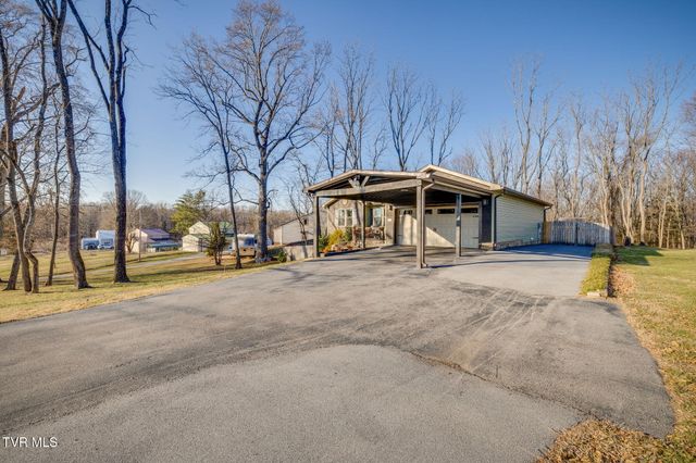 136 Roy Phillips Road, Jonesborough, TN 37659