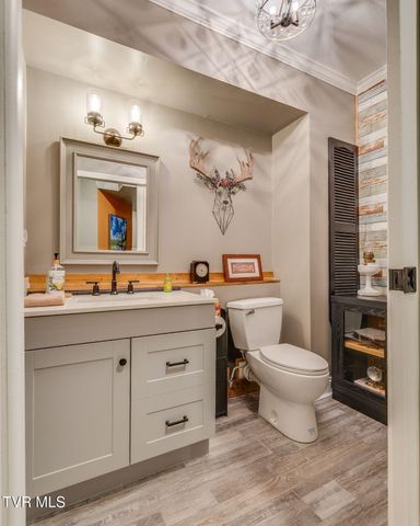 136 Roy Phillips Road, Jonesborough, TN 37659