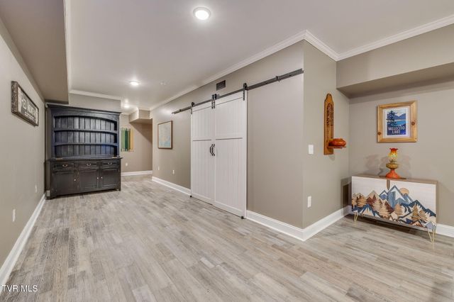 136 Roy Phillips Road, Jonesborough, TN 37659