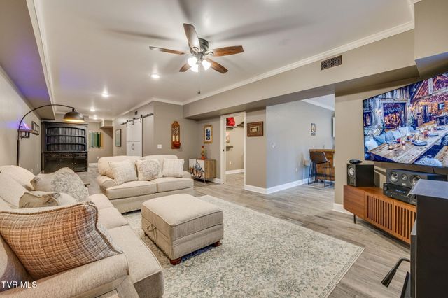 136 Roy Phillips Road, Jonesborough, TN 37659