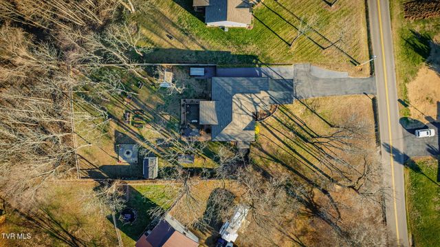 136 Roy Phillips Road, Jonesborough, TN 37659