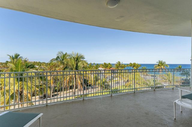 100 Royal Palm Way G5, Palm Beach, FL 33480