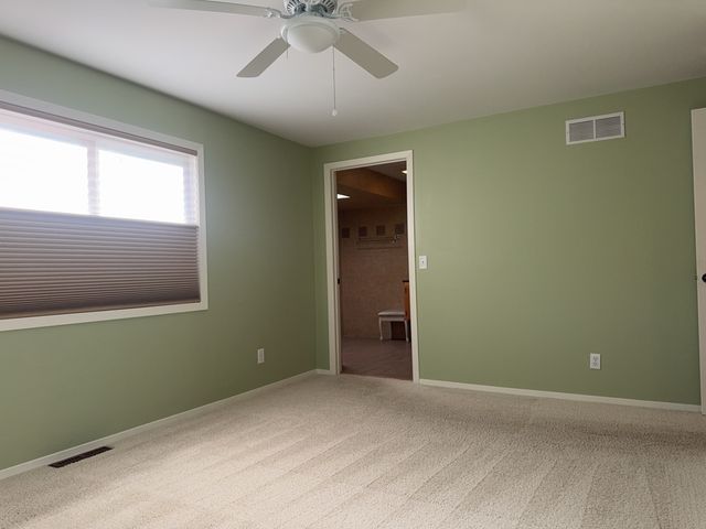 3829 EASTWAY Drive, Island Lake, IL 60042