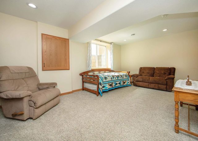 4907 Luke Street, Cedar Falls, IA 50613