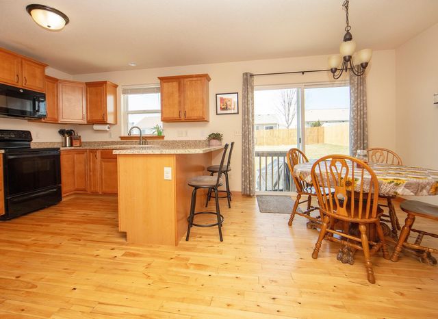 4907 Luke Street, Cedar Falls, IA 50613