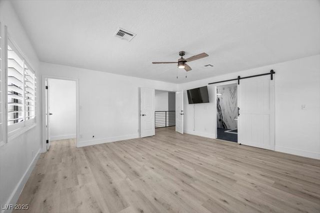 1695 Montessouri Street, Las Vegas, NV 89117