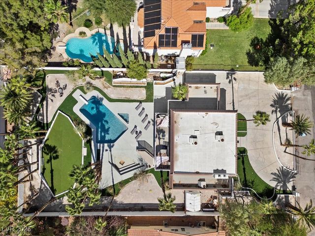 1695 Montessouri Street, Las Vegas, NV 89117