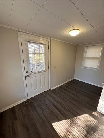 4528 Fairmount Avenue, Kansas City, MO 64111