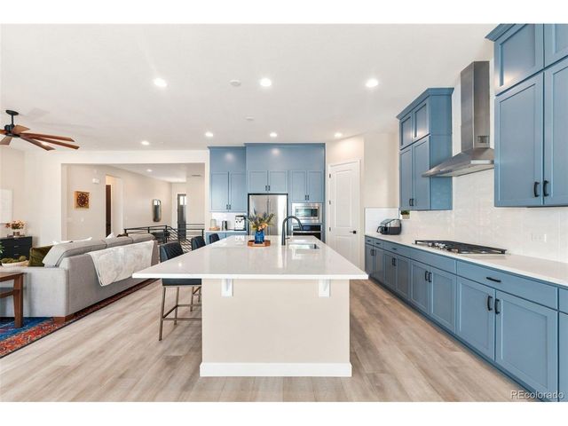 24663 E 36th Ave, Aurora, CO 80019