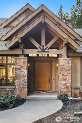 91 Rushing Water Lane, Cle Elum, WA 98922