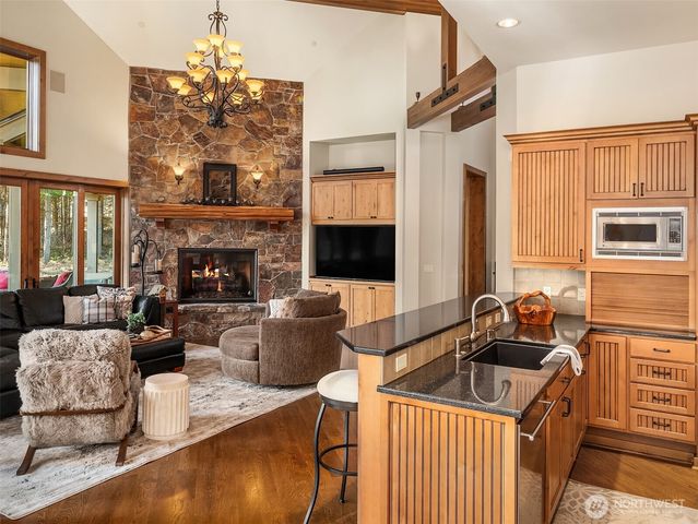 91 Rushing Water Lane, Cle Elum, WA 98922