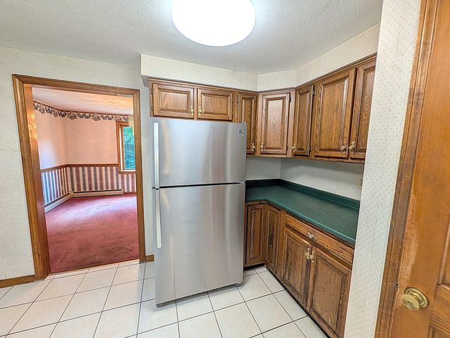 2 Nutfield Dr, Londonderry, NH 03053