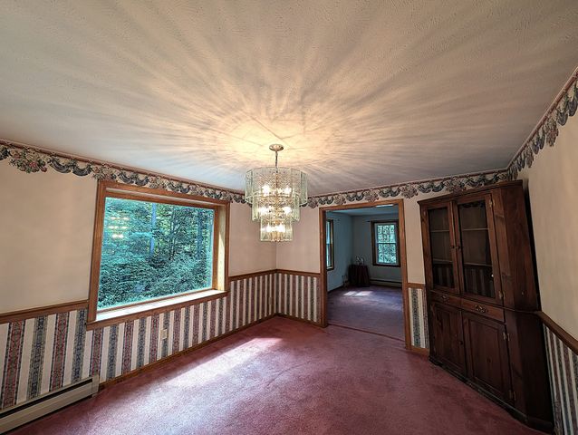 2 Nutfield Dr, Londonderry, NH 03053