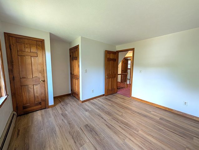2 Nutfield Dr, Londonderry, NH 03053