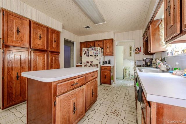 719 Hungry Harbor Road, Valley Stream, NY 11581