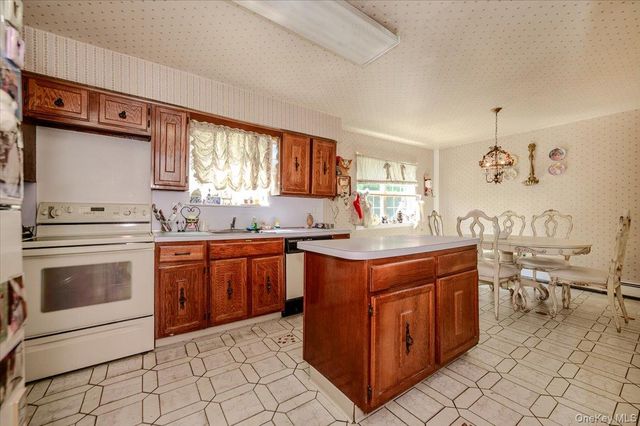 719 Hungry Harbor Road, Valley Stream, NY 11581