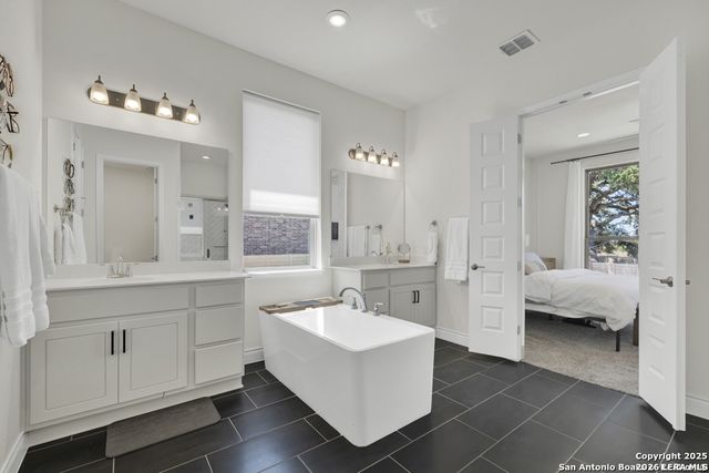 395 Sugarcane, New Braunfels, TX 78132