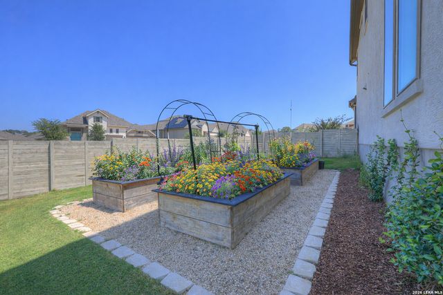 395 Sugarcane, New Braunfels, TX 78132