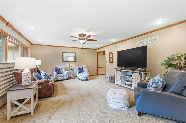 301 S Stevenson Street, Olathe, KS 66061