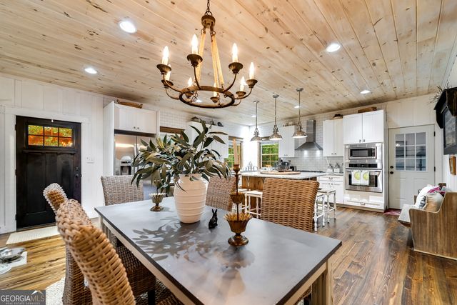 466 Murray Cove Road, Tiger, GA 30576