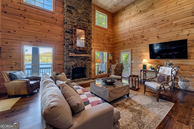 466 Murray Cove Road, Tiger, GA 30576