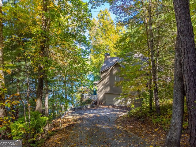 466 Murray Cove Road, Tiger, GA 30576