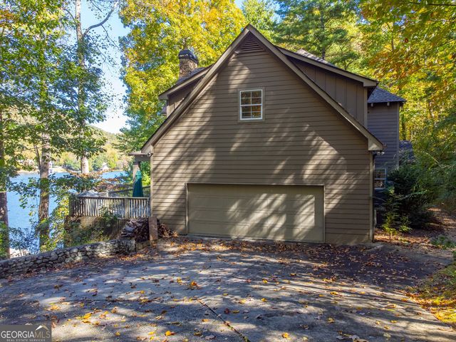 466 Murray Cove Road, Tiger, GA 30576