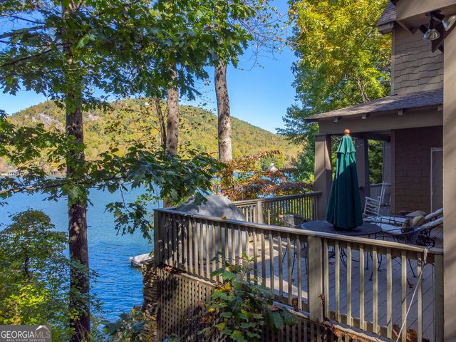 466 Murray Cove Road, Tiger, GA 30576