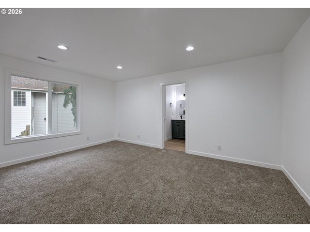 7790 Sw GEARHART Dr, Beaverton, OR 97007