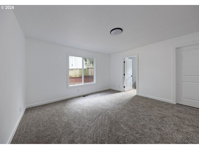 7790 Sw GEARHART Dr, Beaverton, OR 97007