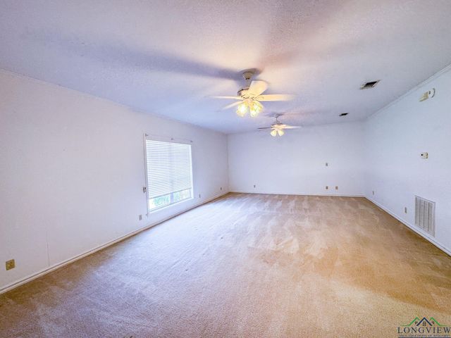 206 Park, Atlanta, TX 75551