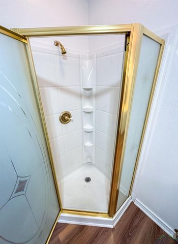 206 Park, Atlanta, TX 75551