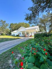 206 Park, Atlanta, TX 75551