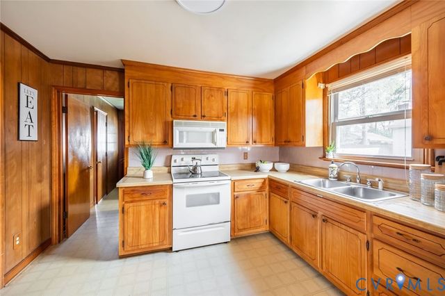 6009 Gainford Rd, Chesterfield, VA 23234