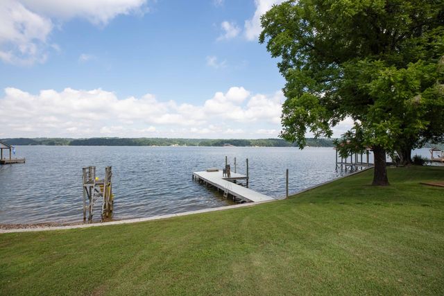 6460 Solitude Drive, Chattanooga, TN 37416