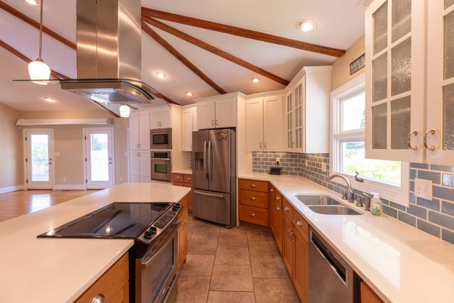 6460 Solitude Drive, Chattanooga, TN 37416