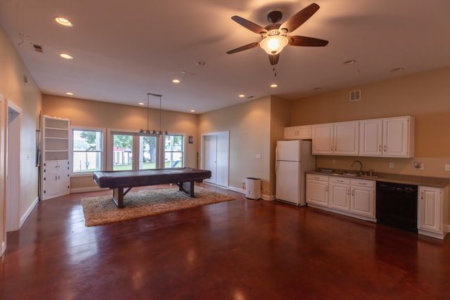 6460 Solitude Drive, Chattanooga, TN 37416